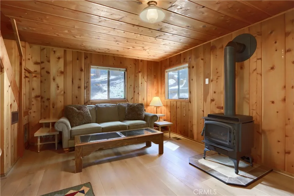 7771 White Chief Mountain Fish Camp, CA 93623