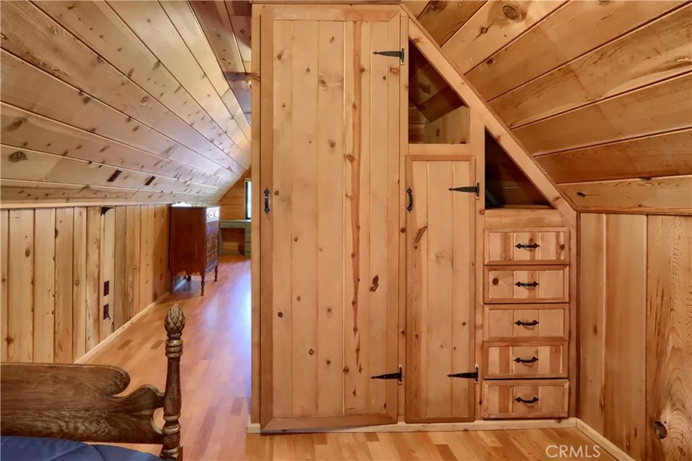 7771 White Chief Mountain Fish Camp, CA 93623