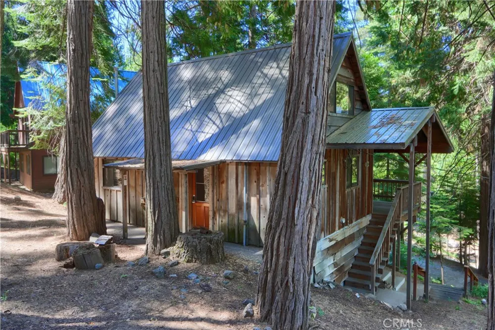 7771 White Chief Mountain Fish Camp, CA 93623