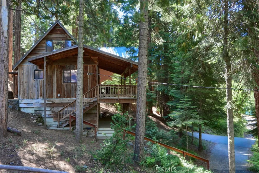 7771 White Chief Mountain Fish Camp, CA 93623