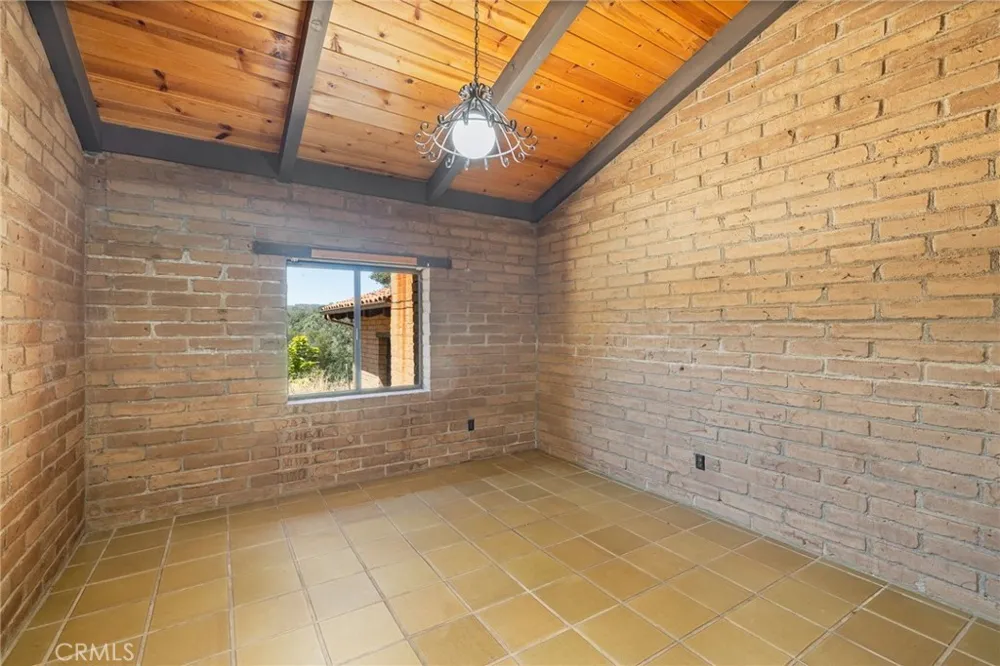 3981 Snow Creek Road Mariposa, CA 95338