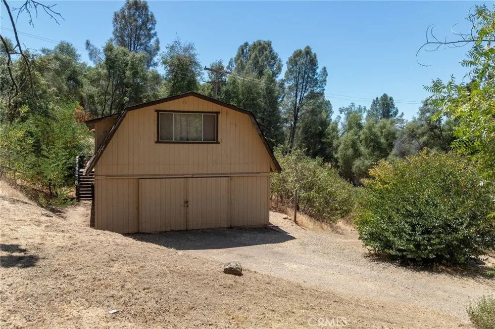 3981 Snow Creek Road Mariposa, CA 95338