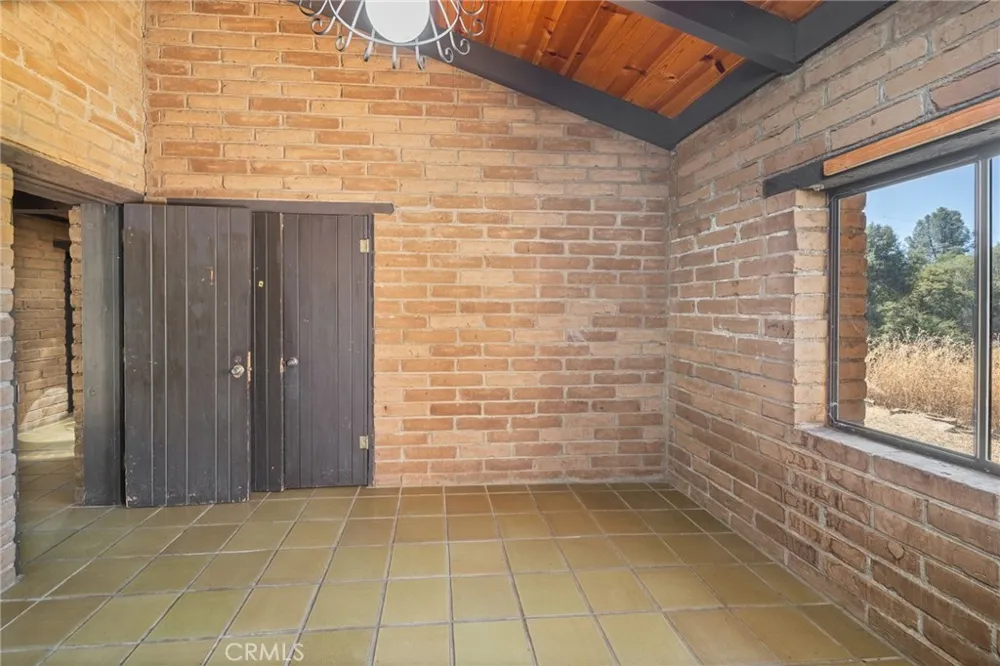 3981 Snow Creek Road Mariposa, CA 95338
