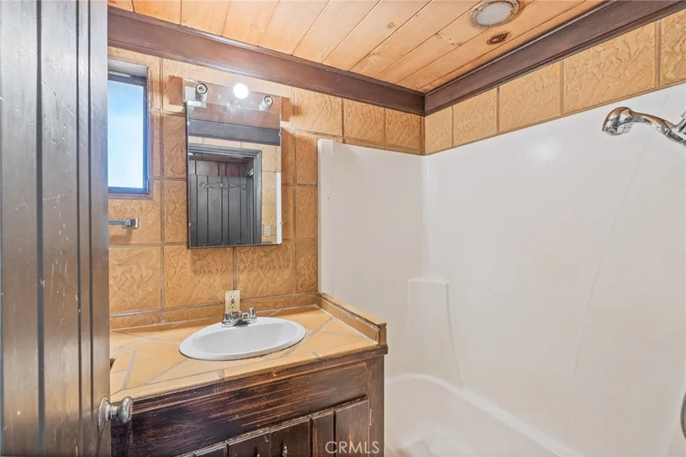 3981 Snow Creek Road Mariposa, CA 95338