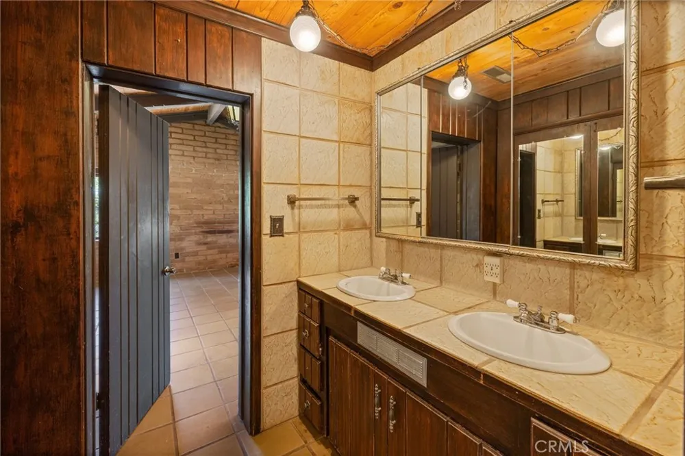 3981 Snow Creek Road Mariposa, CA 95338