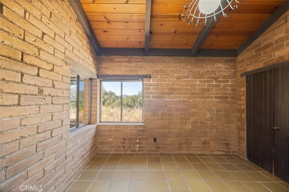 3981 Snow Creek Road Mariposa, CA 95338