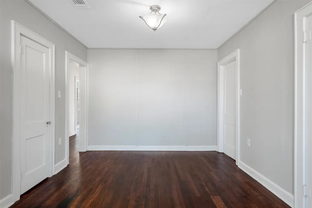 403 S 5th Street Rosebud, TX 76570
