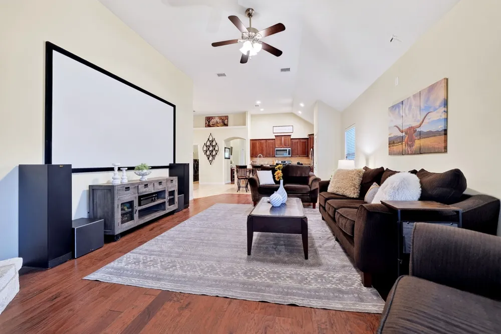 11205 Gibbons Creek Drive Frisco, TX 75036