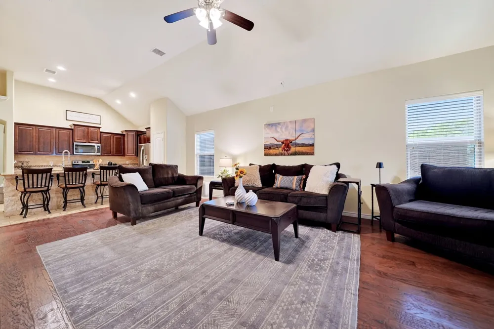 11205 Gibbons Creek Drive Frisco, TX 75036