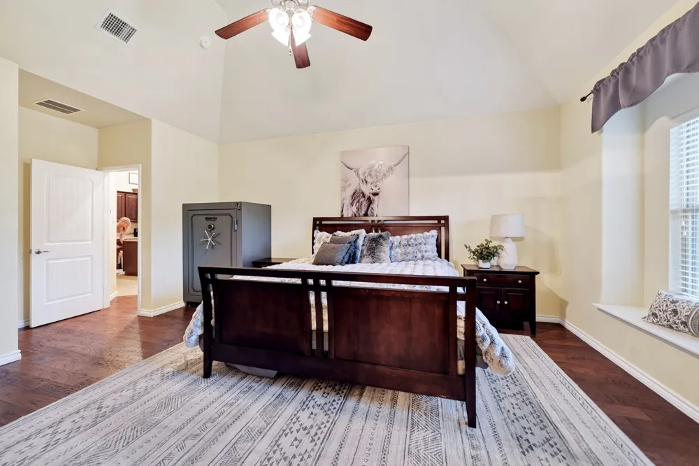 11205 Gibbons Creek Drive Frisco, TX 75036