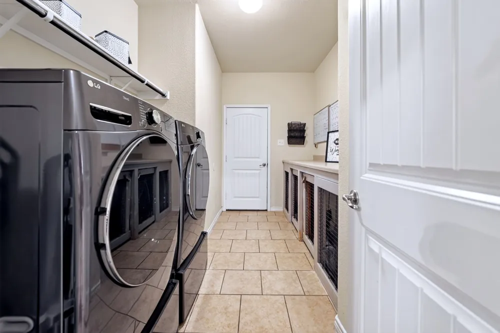 11205 Gibbons Creek Drive Frisco, TX 75036