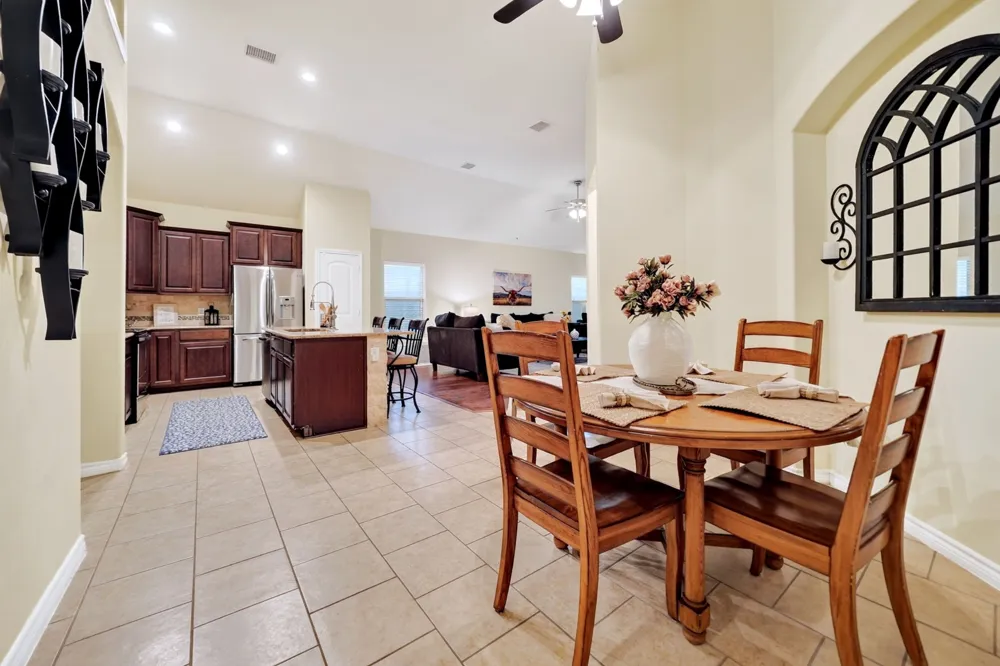 11205 Gibbons Creek Drive Frisco, TX 75036