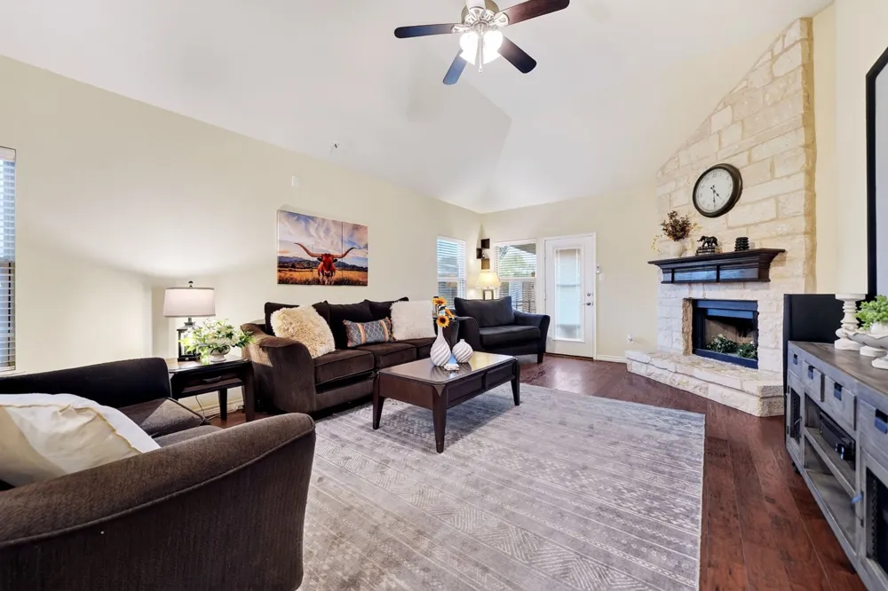 11205 Gibbons Creek Drive Frisco, TX 75036