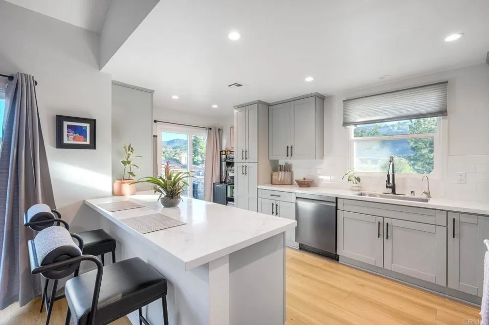 8507 Circle R Course Lane Escondido, CA 92026