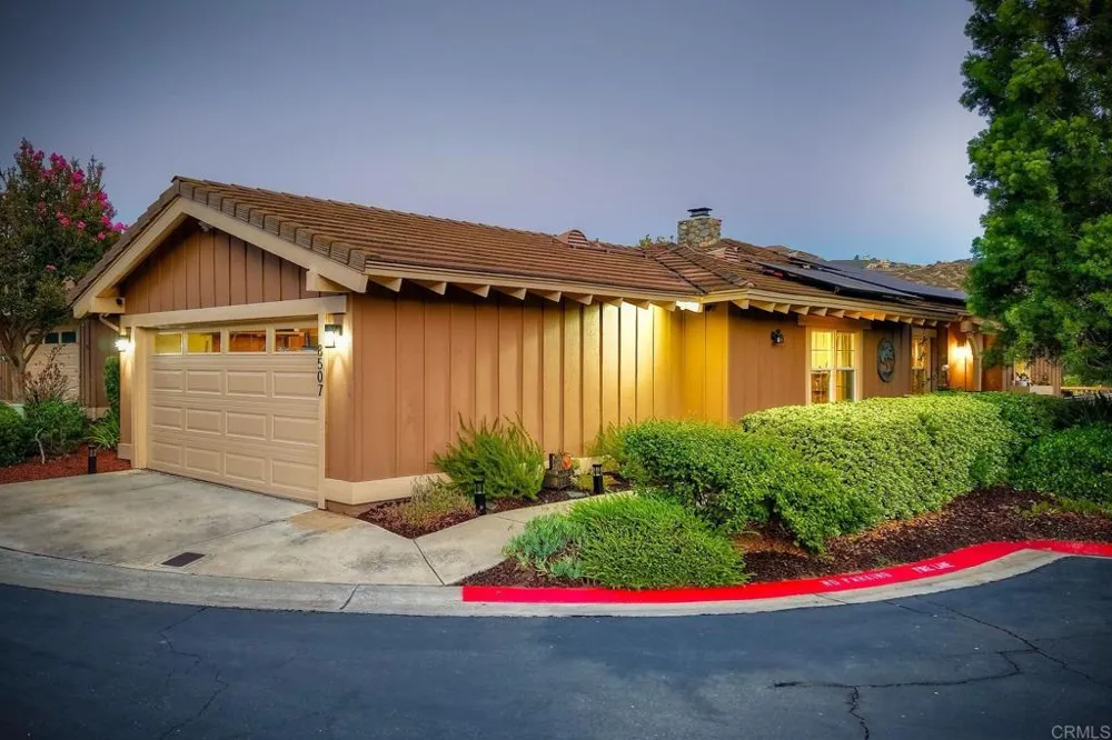 8507 Circle R Course Lane Escondido, CA 92026