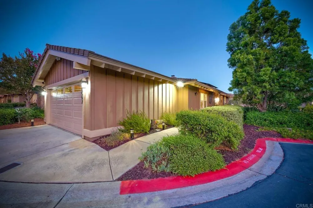 8507 Circle R Course Lane Escondido, CA 92026
