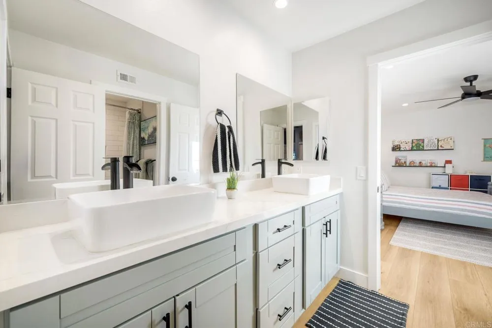 8507 Circle R Course Lane Escondido, CA 92026