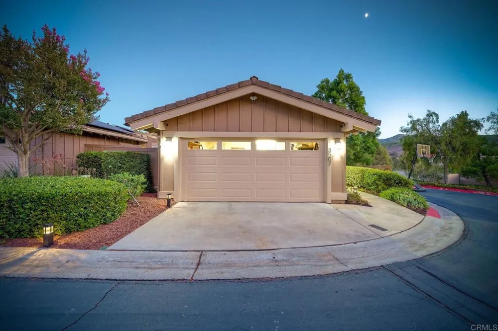 8507 Circle R Course Lane Escondido, CA 92026