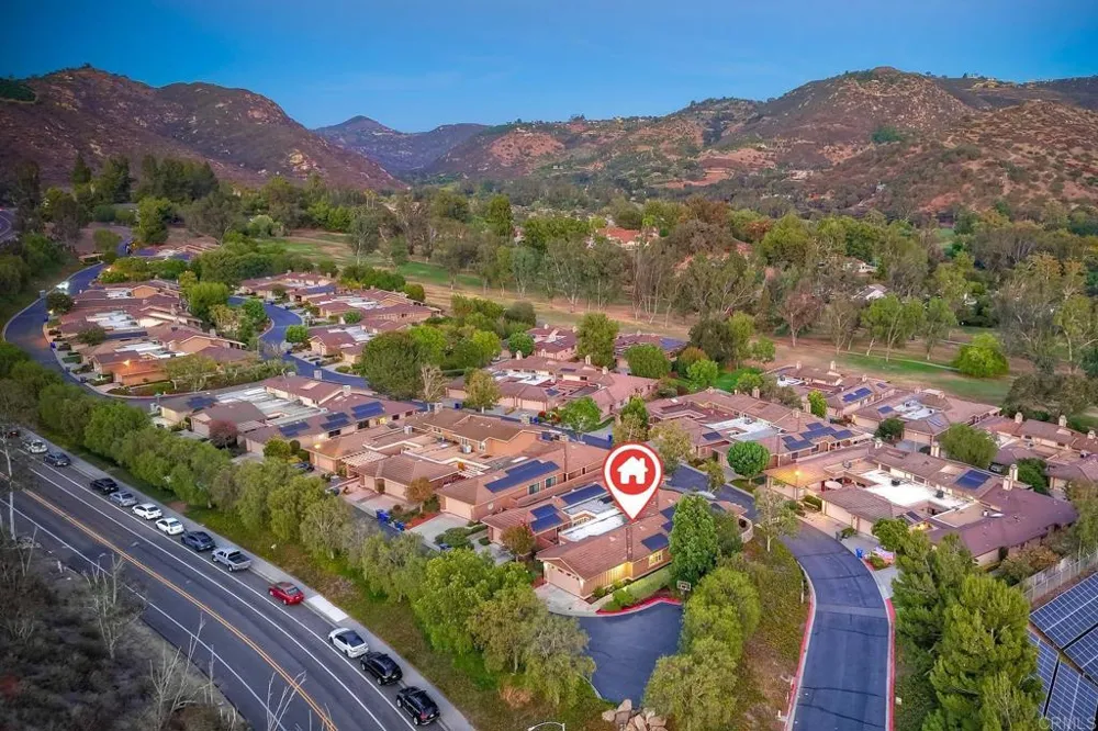 8507 Circle R Course Lane Escondido, CA 92026