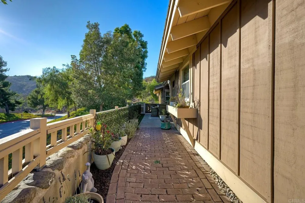 8507 Circle R Course Lane Escondido, CA 92026