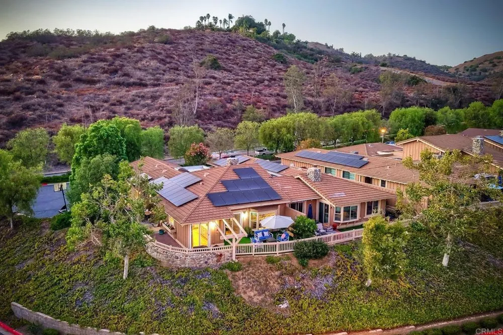 8507 Circle R Course Lane Escondido, CA 92026