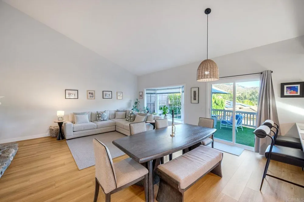 8507 Circle R Course Lane Escondido, CA 92026