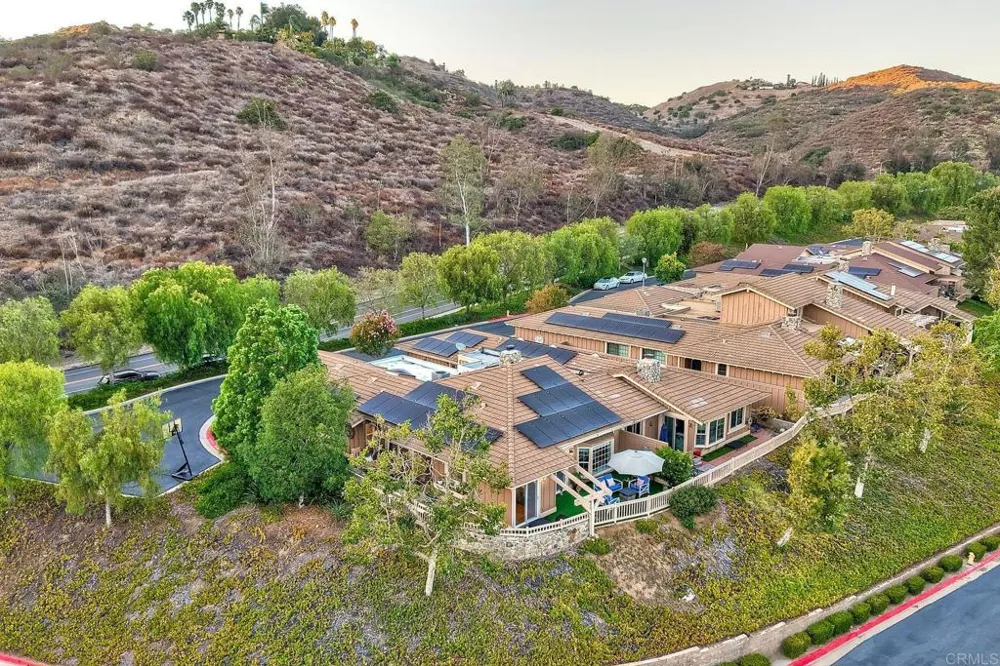 8507 Circle R Course Lane Escondido, CA 92026
