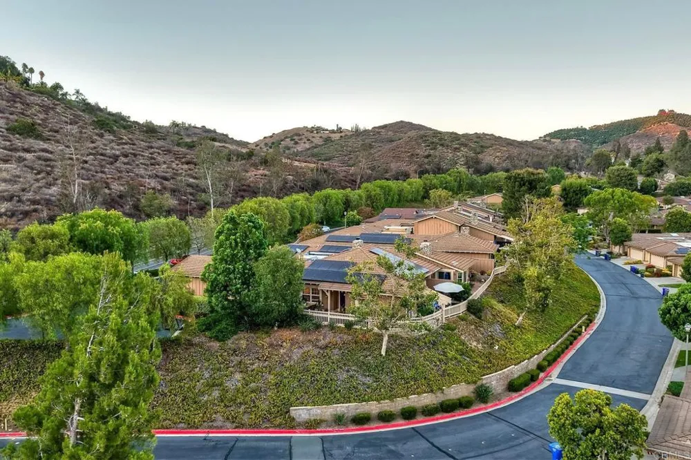 8507 Circle R Course Lane Escondido, CA 92026