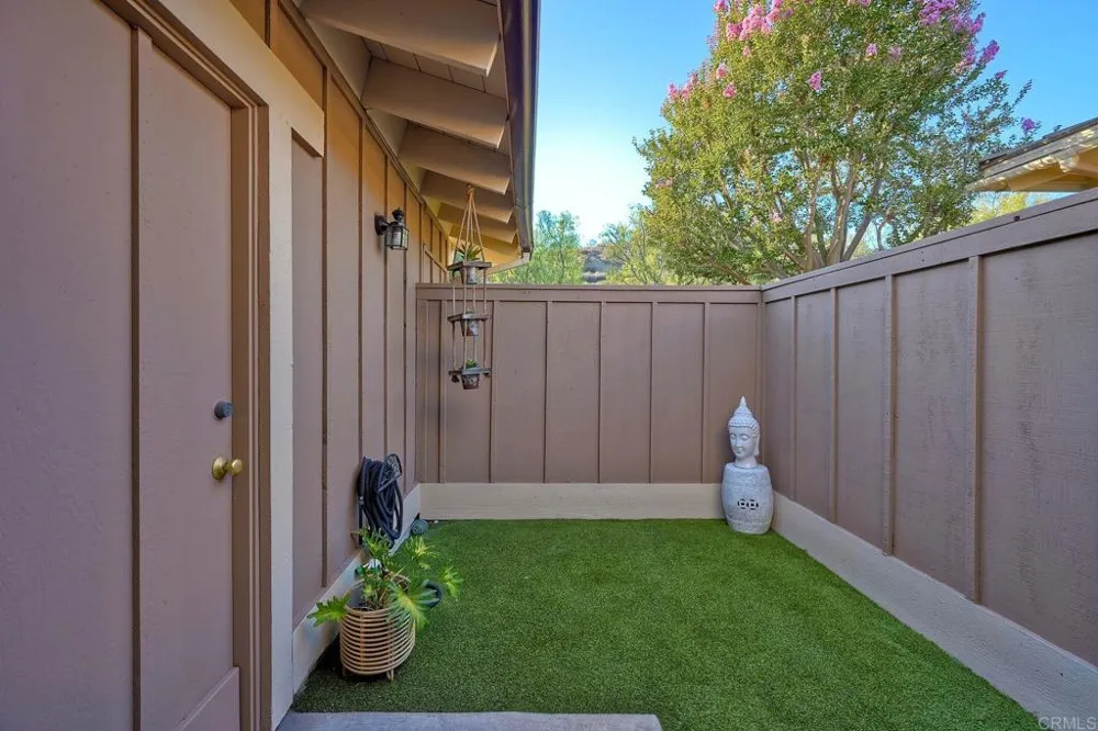 8507 Circle R Course Lane Escondido, CA 92026