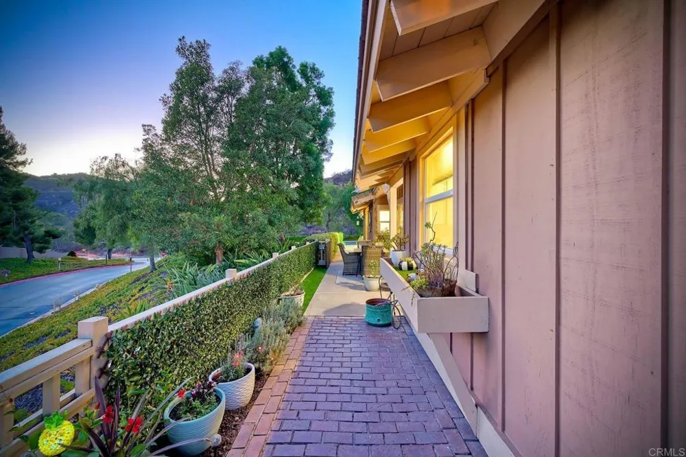 8507 Circle R Course Lane Escondido, CA 92026