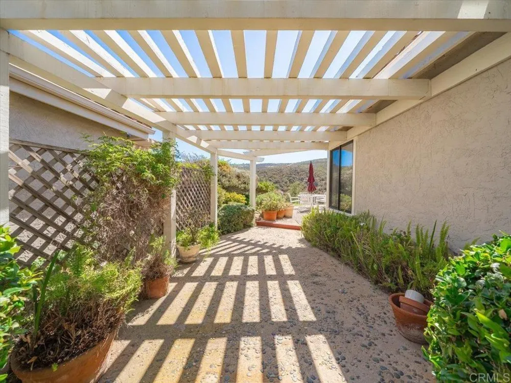29142 Laurel Valley Drive Vista, CA 92084