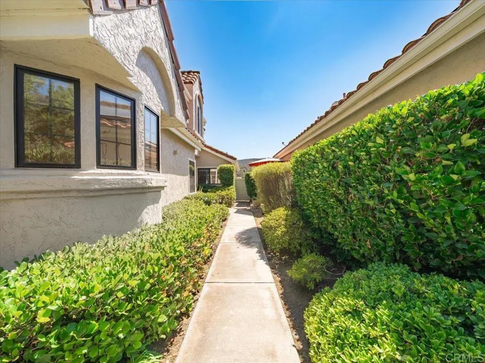 29142 Laurel Valley Drive Vista, CA 92084