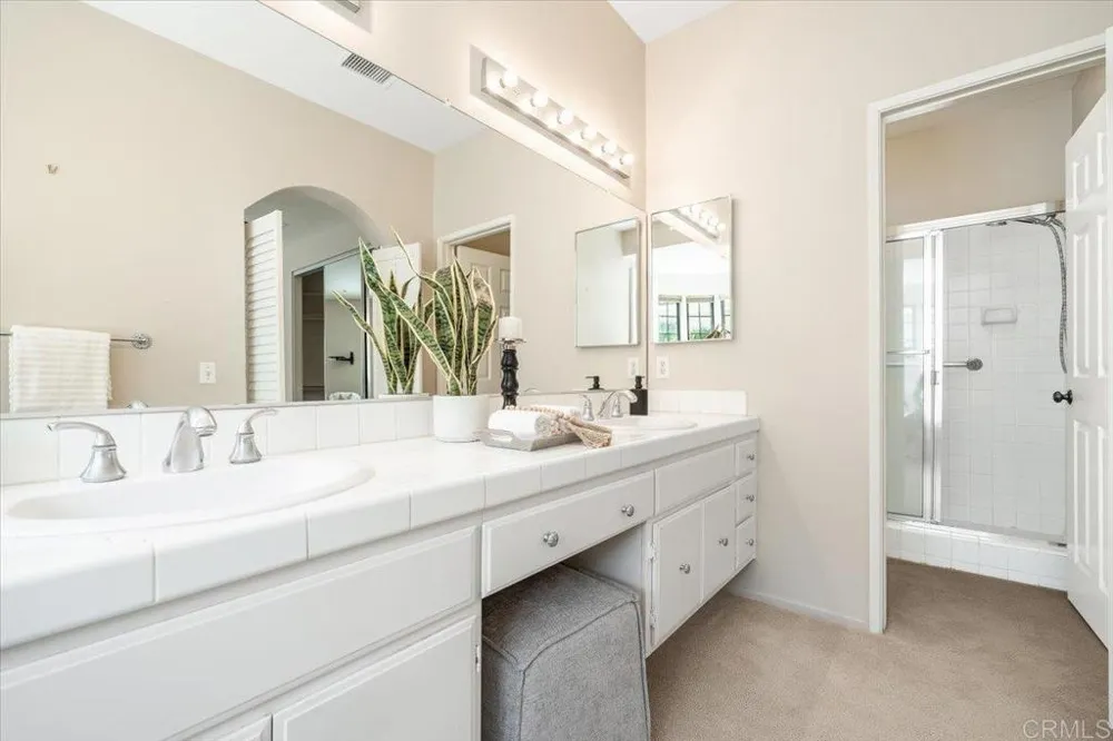 29142 Laurel Valley Drive Vista, CA 92084