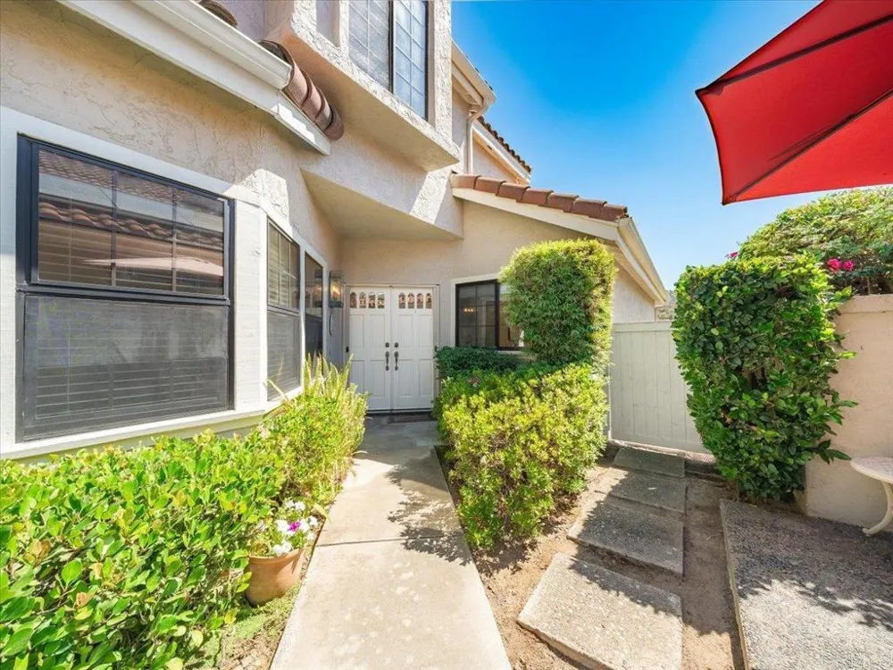 29142 Laurel Valley Drive Vista, CA 92084