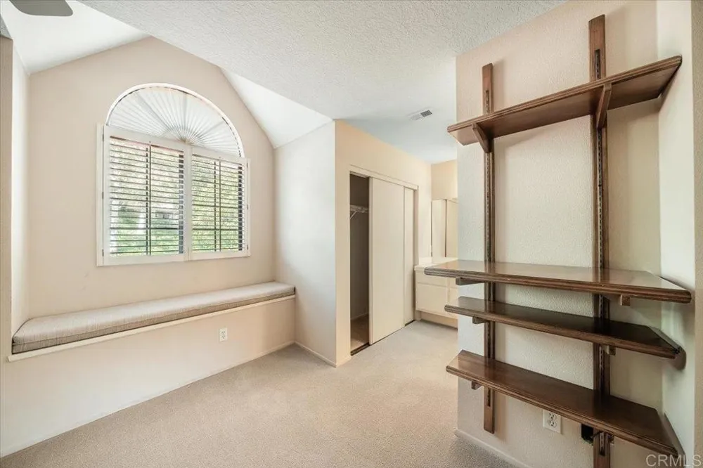 29142 Laurel Valley Drive Vista, CA 92084