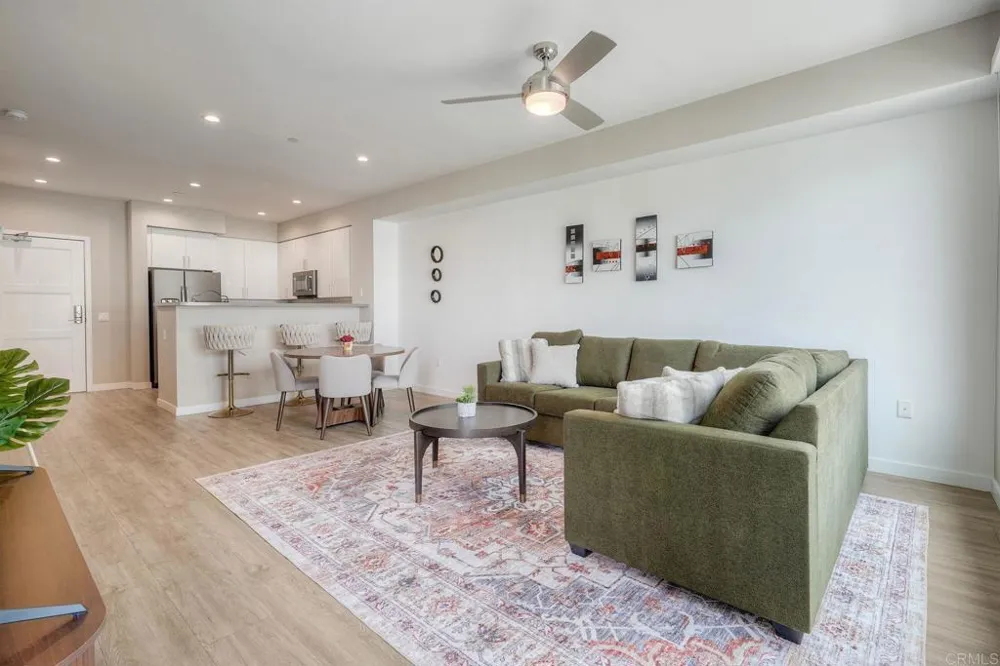 355 Cleveland Street #307 Oceanside, CA 92054