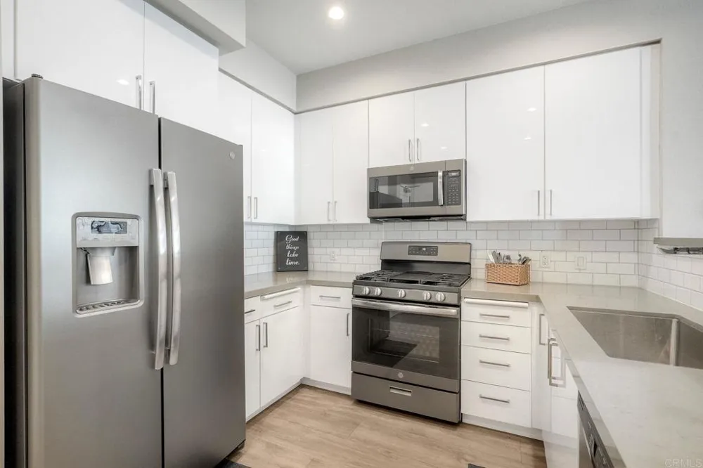 355 Cleveland Street #307 Oceanside, CA 92054