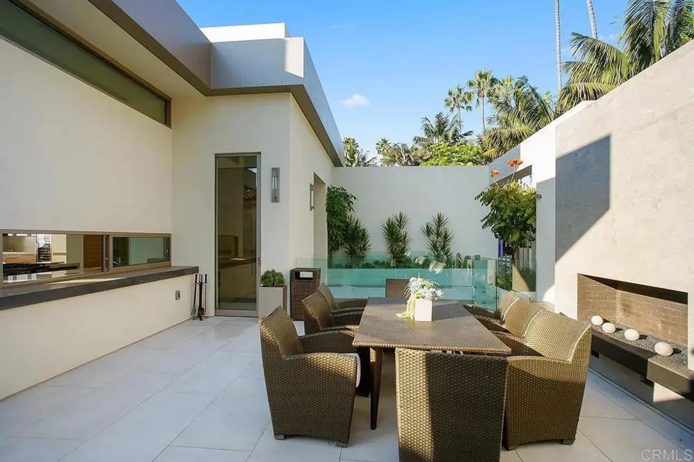 6436 Camino De La Costa La Jolla, CA 92037
