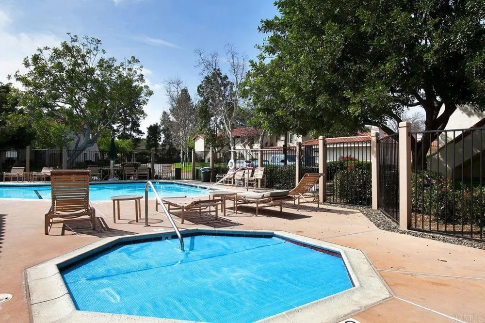 966 Lupine Hills Drive #64 Vista, CA 92081