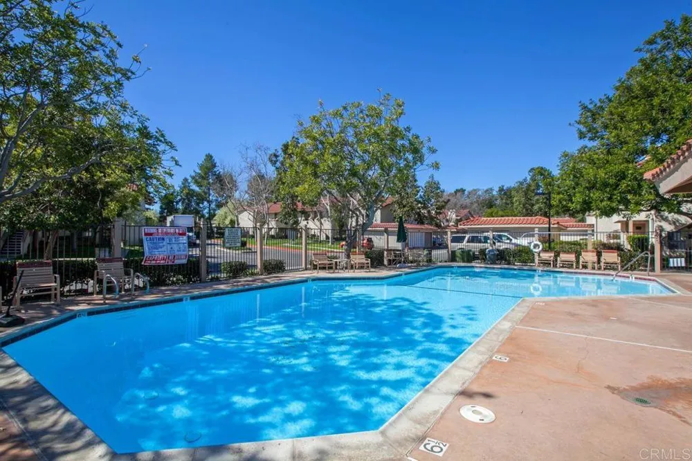 966 Lupine Hills Drive #64 Vista, CA 92081