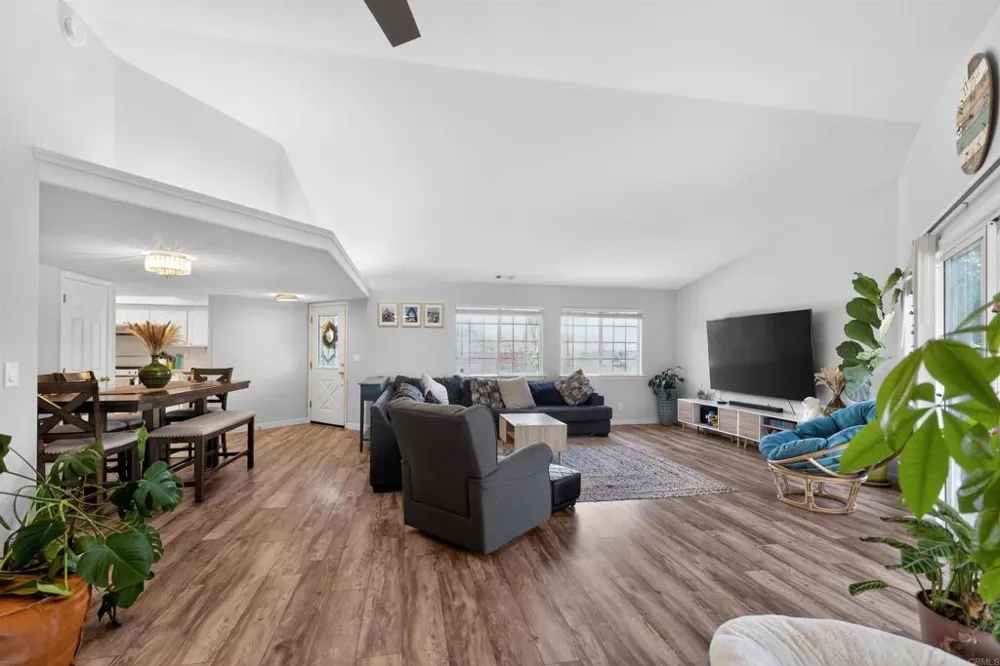 135 Elvira Way Nipomo, CA 93444