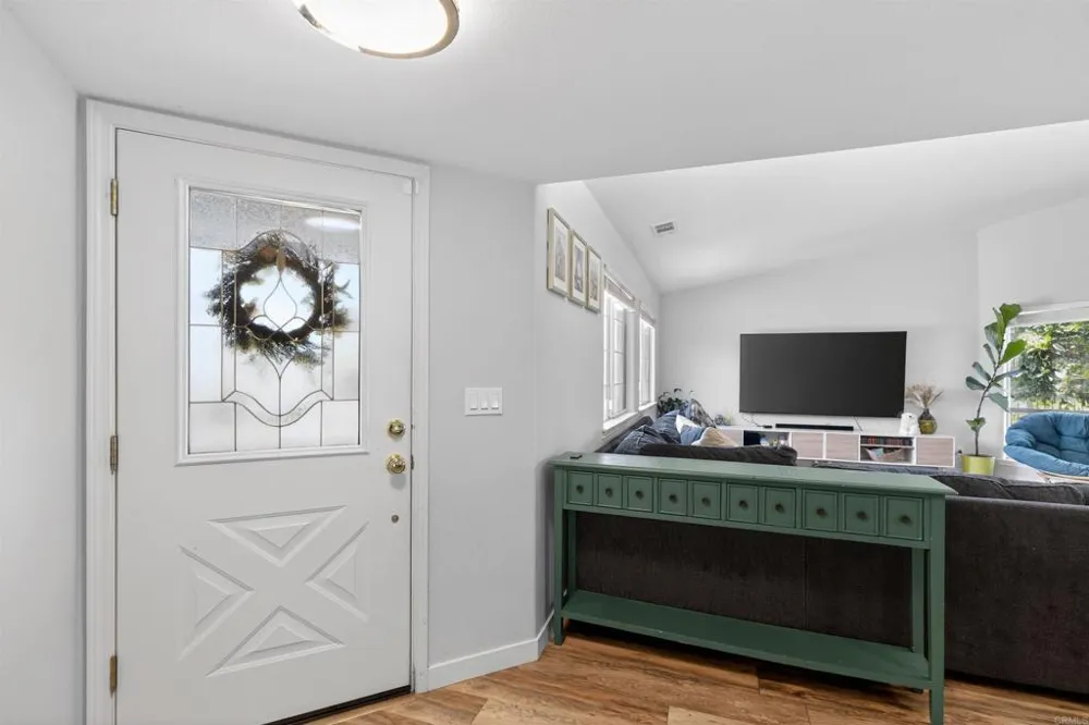 135 Elvira Way Nipomo, CA 93444