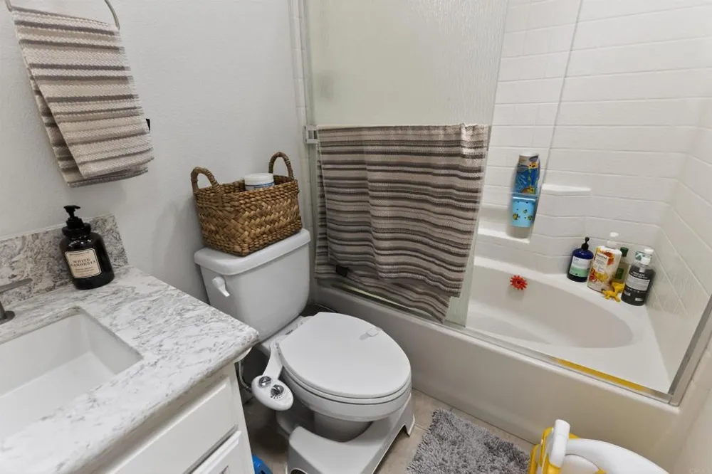 135 Elvira Way Nipomo, CA 93444