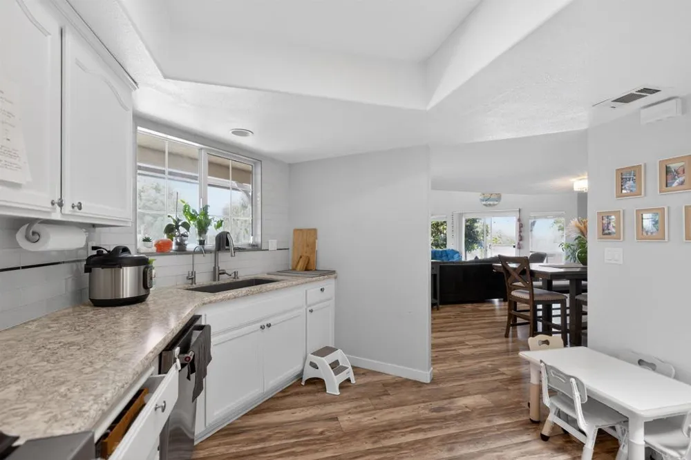 135 Elvira Way Nipomo, CA 93444