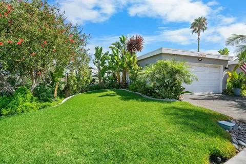 3747 S Vista Campana #48