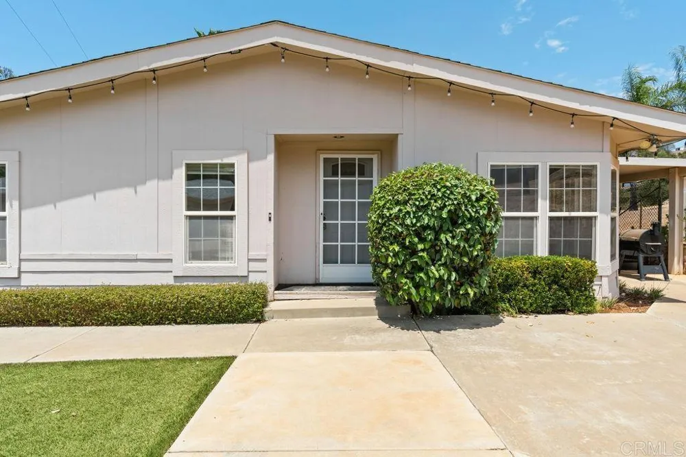 2051 Rainbow Glen Road Fallbrook, CA 92028