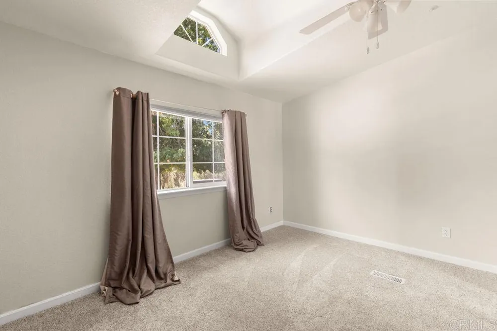 2051 Rainbow Glen Road Fallbrook, CA 92028