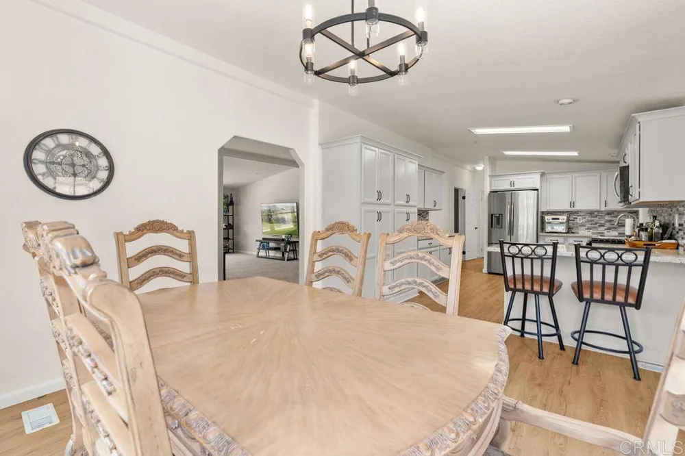 2051 Rainbow Glen Road Fallbrook, CA 92028