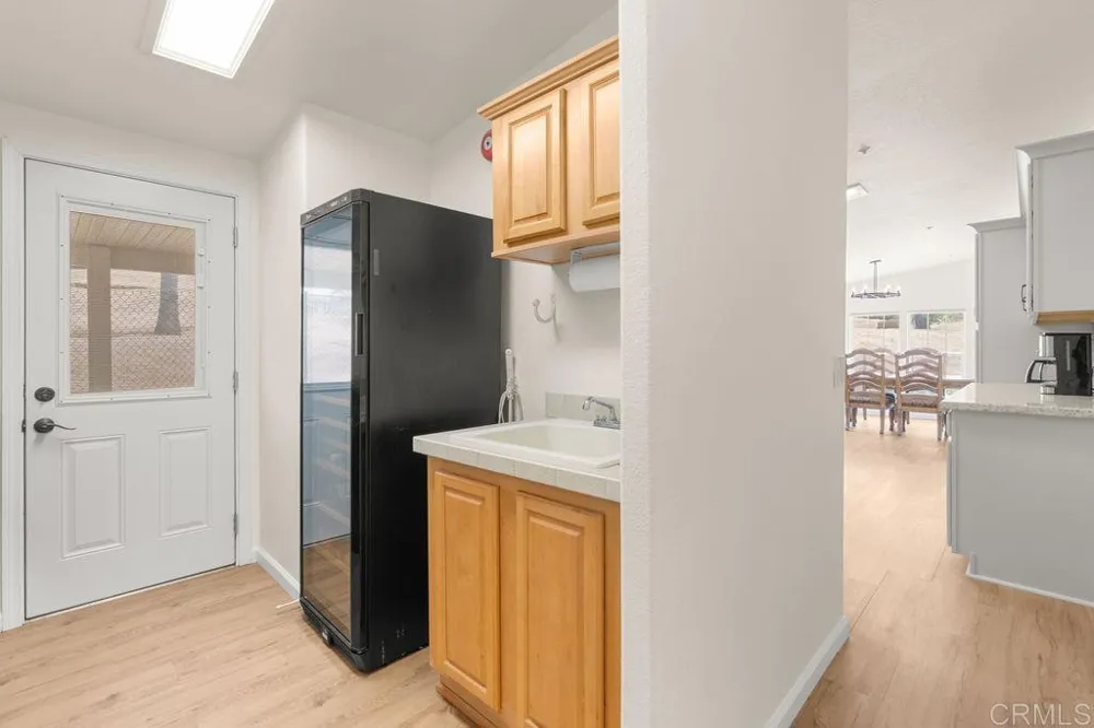 2051 Rainbow Glen Road Fallbrook, CA 92028