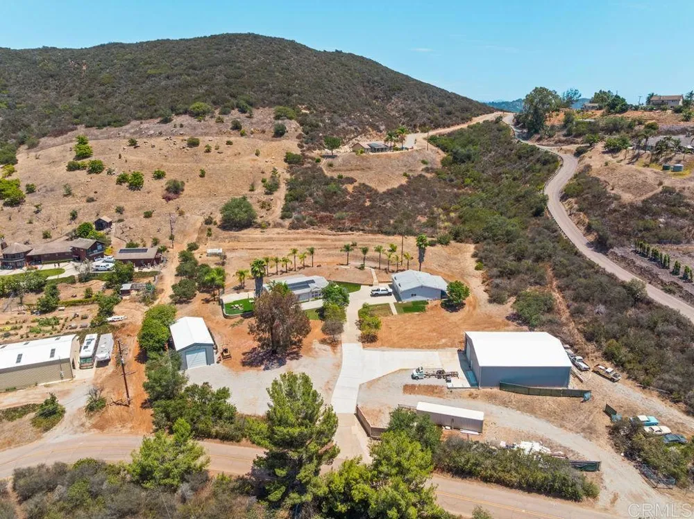 2051 Rainbow Glen Road Fallbrook, CA 92028